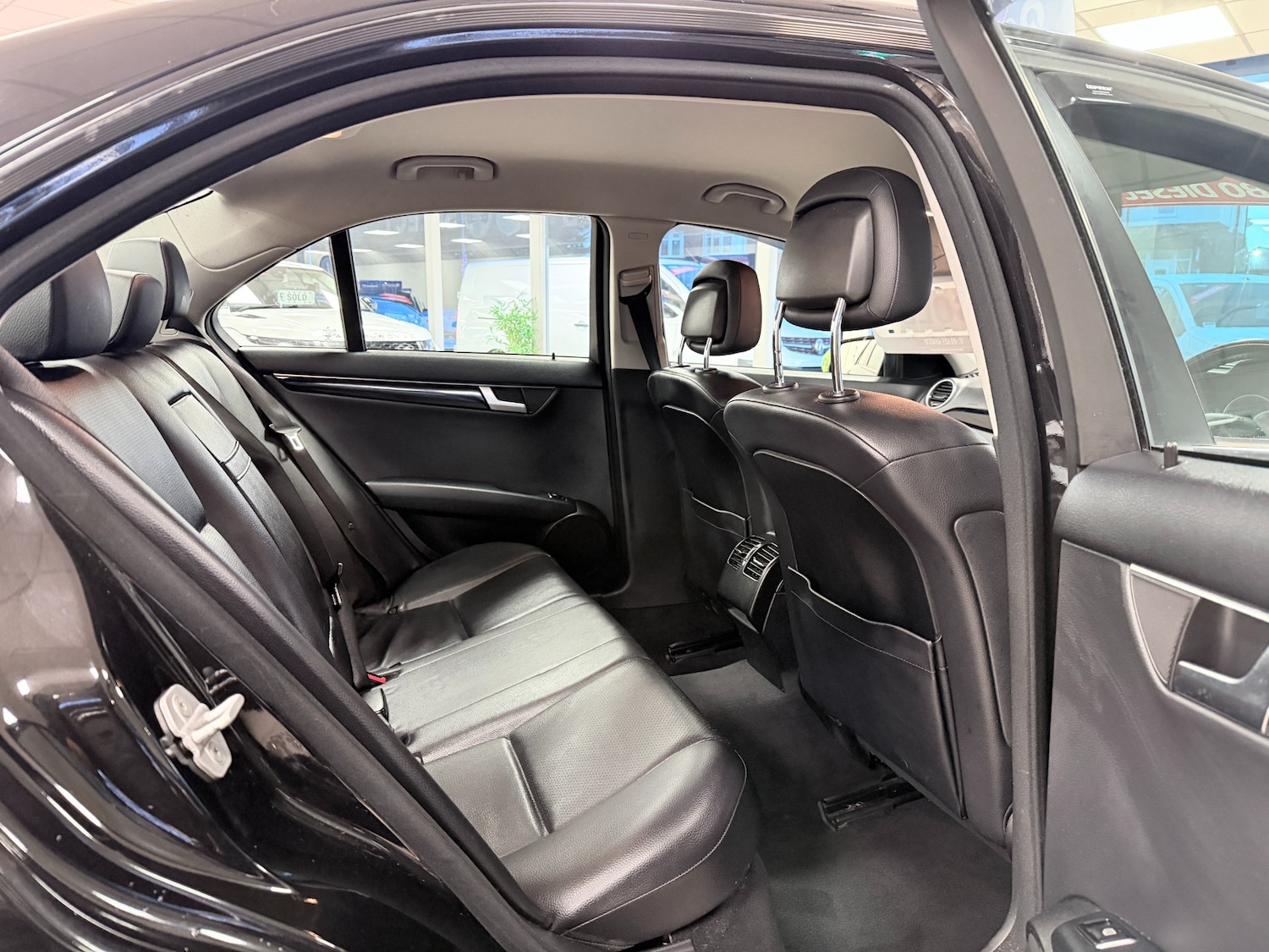 Used Mercedes-Benz C Class 2013 for sale - 77224929: Photo 25