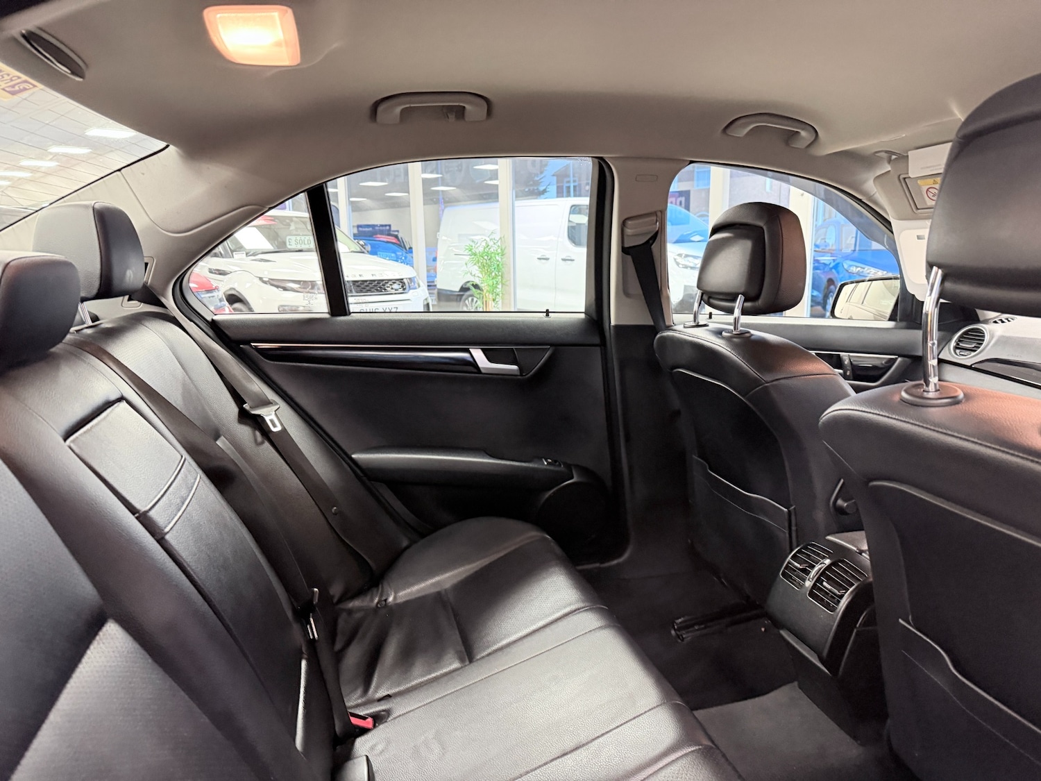 Used Mercedes-Benz C Class 2013 for sale - 77224929: Photo 28