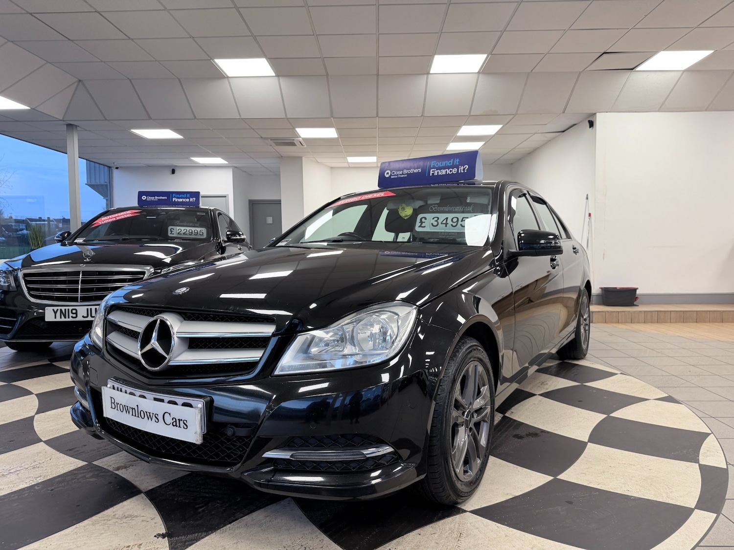 Used Mercedes-Benz C Class 2013 for sale - 77224929: Photo 3