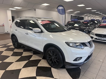 Used Nissan X-Trail 2017 for sale - 77676883: Photo
