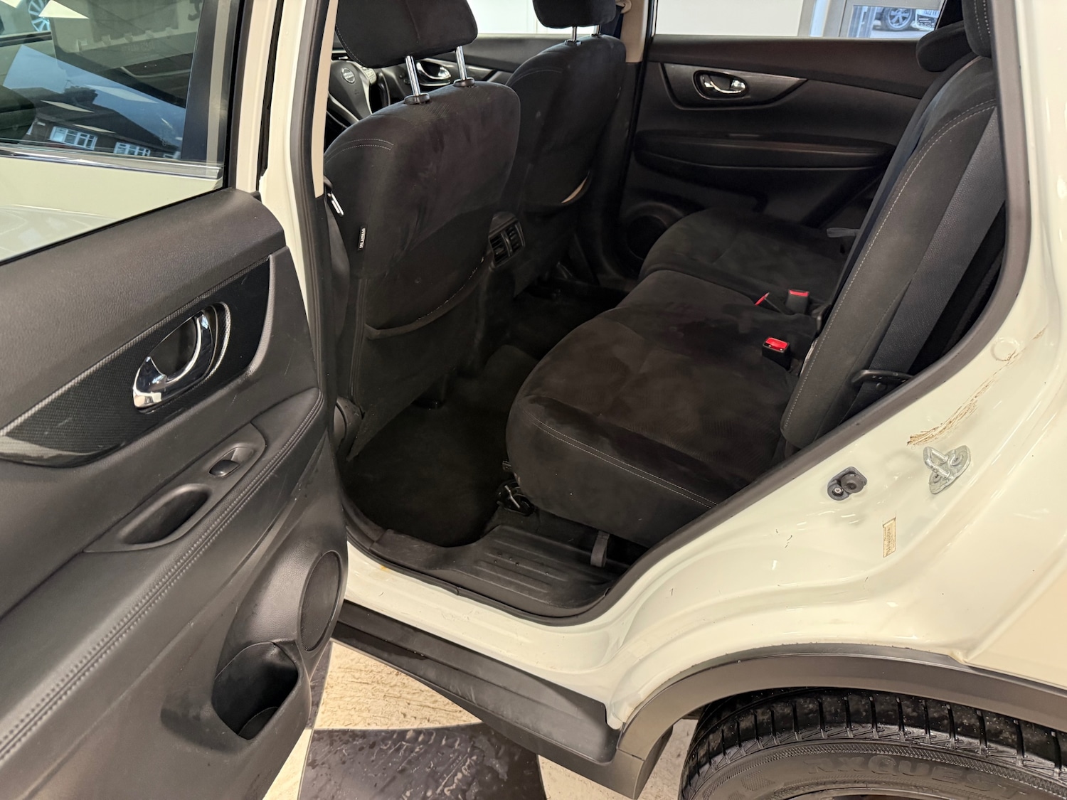 Used Nissan X-Trail 2017 for sale - 77676883: Photo 33