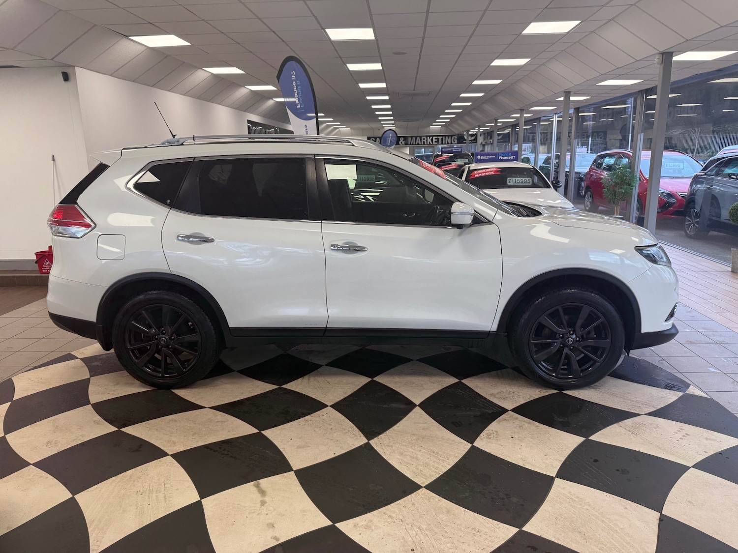 Used Nissan X-Trail 2017 for sale - 77676883: Photo 5