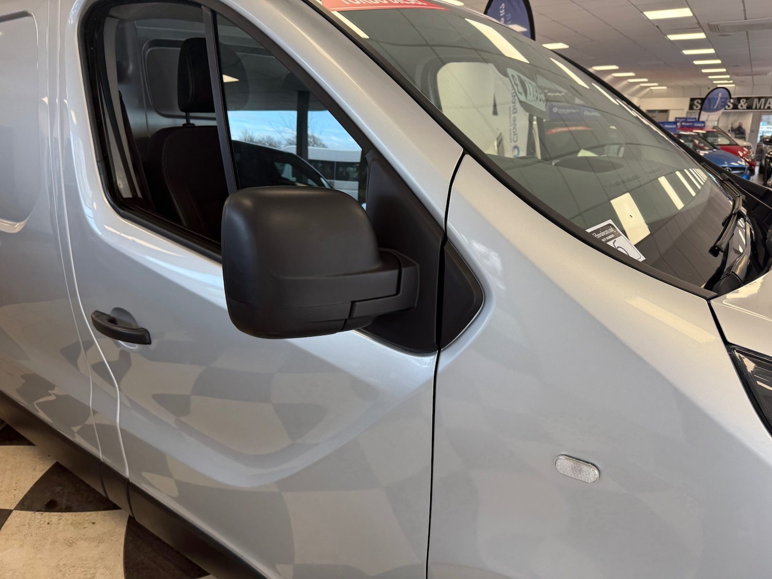 Used Vauxhall Vivaro 2018 for sale - 77689498: Photo 11