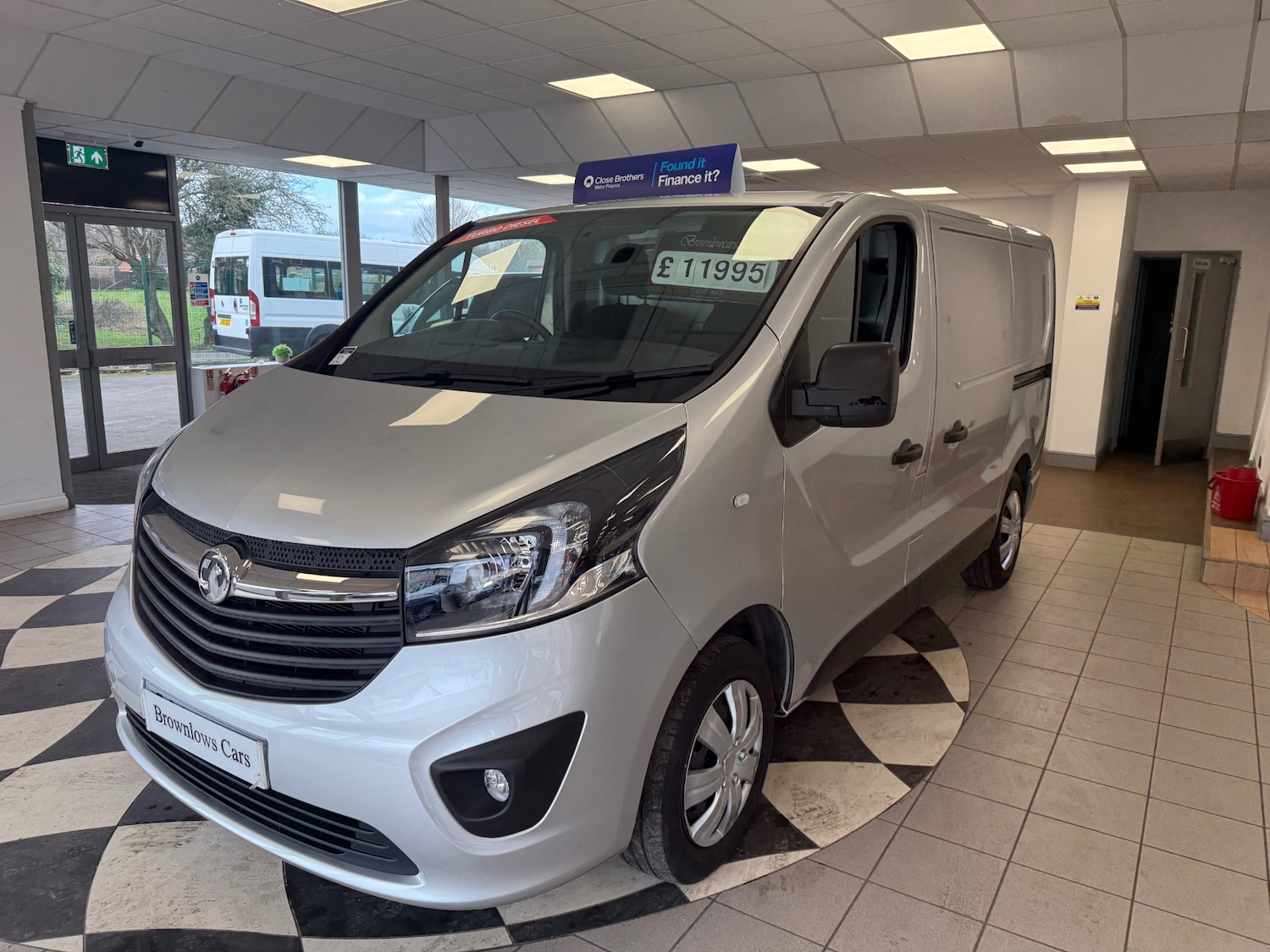 Used Vauxhall Vivaro 2018 for sale - 77689498: Photo 3