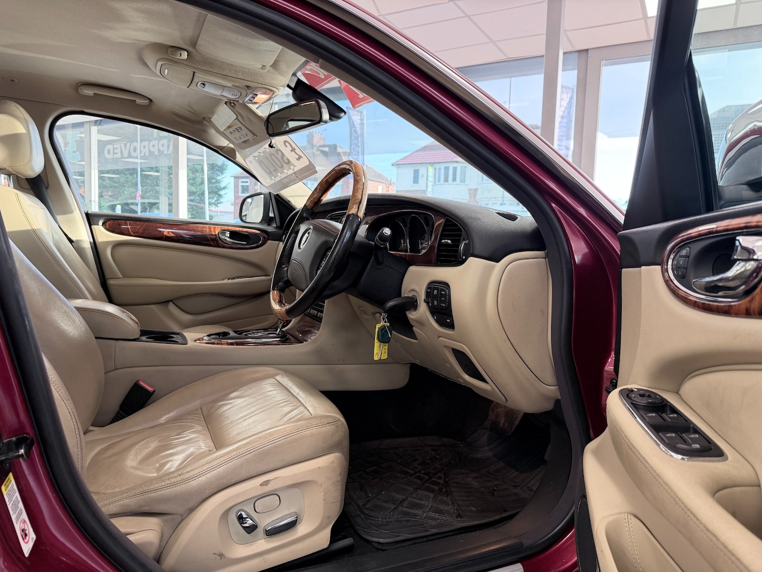 Used Jaguar XJ 2009 for sale - 77220329: Photo 11