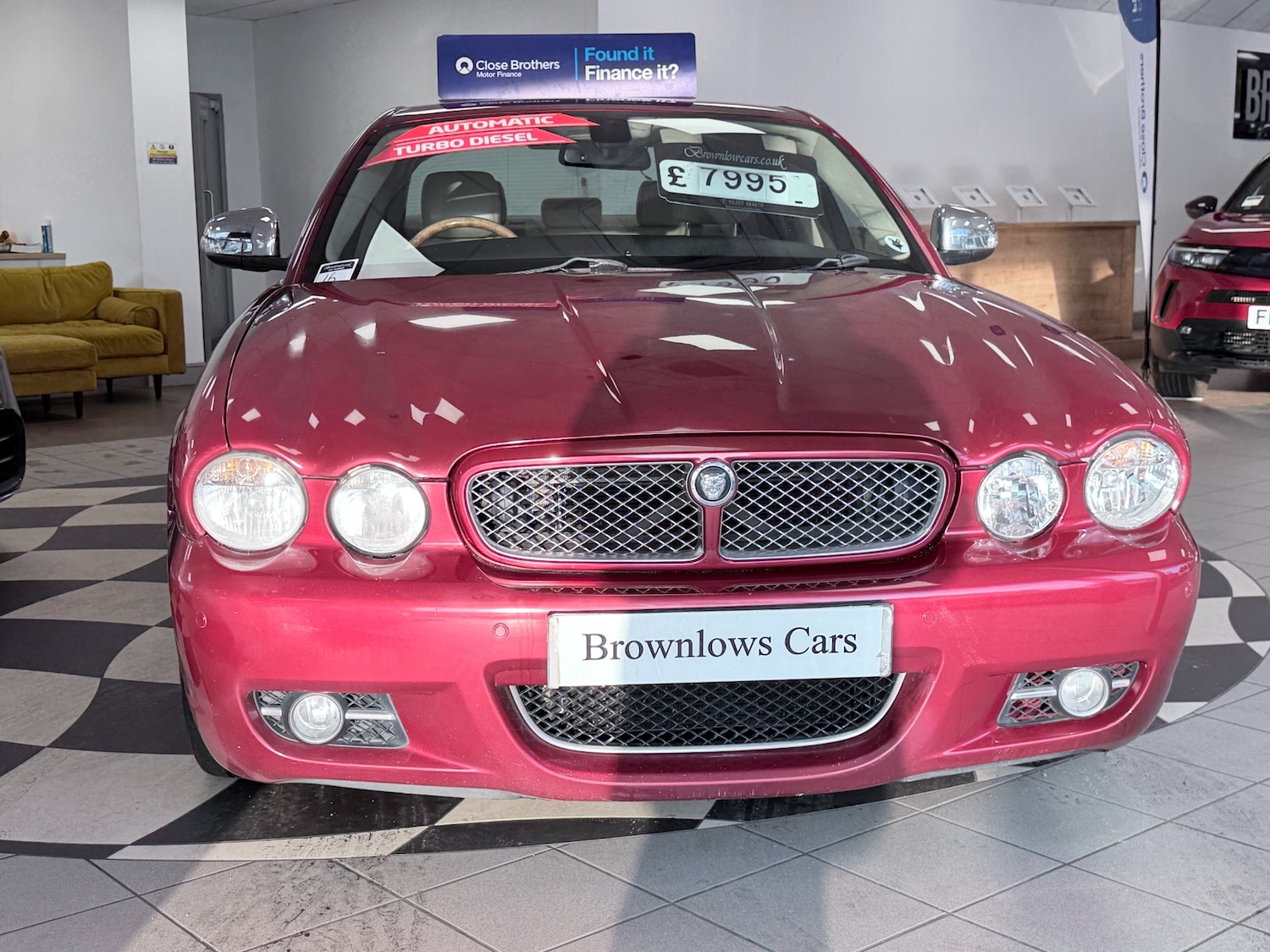 Used Jaguar XJ 2009 for sale - 77220329: Photo 2