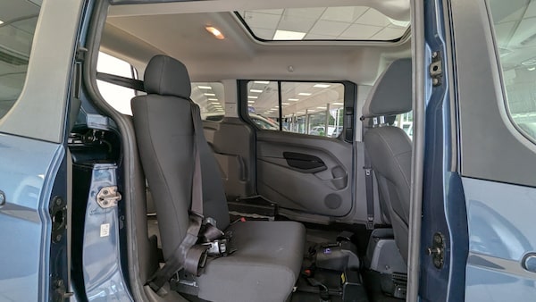 Used Ford Grand Tourneo Connect 2019 for sale - 74816409: Photo 30