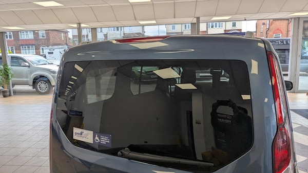 Used Ford Grand Tourneo Connect 2019 for sale - 74816409: Photo 52