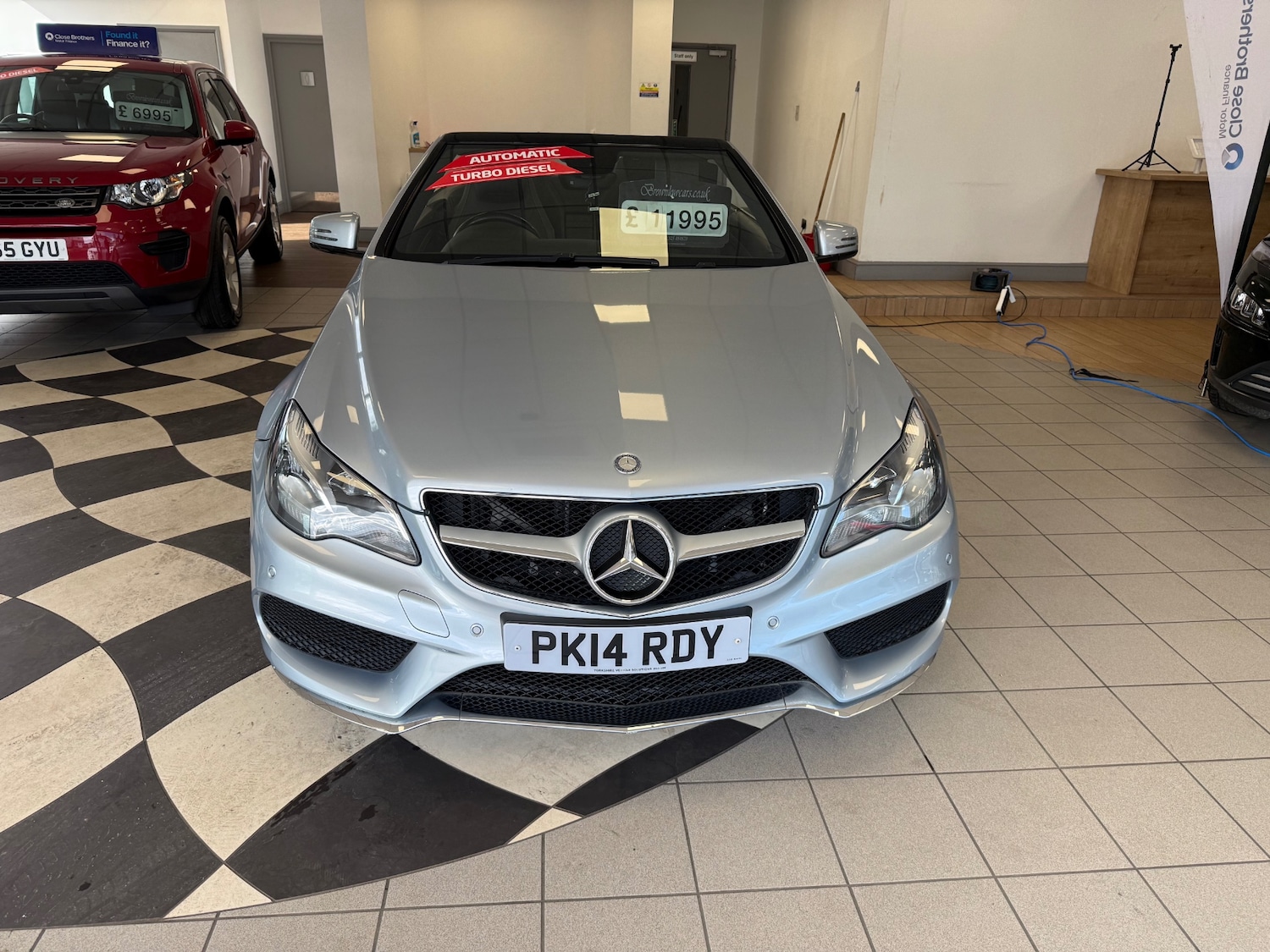 Used Mercedes-Benz E Class 2014 for sale - 78199033: Photo 2