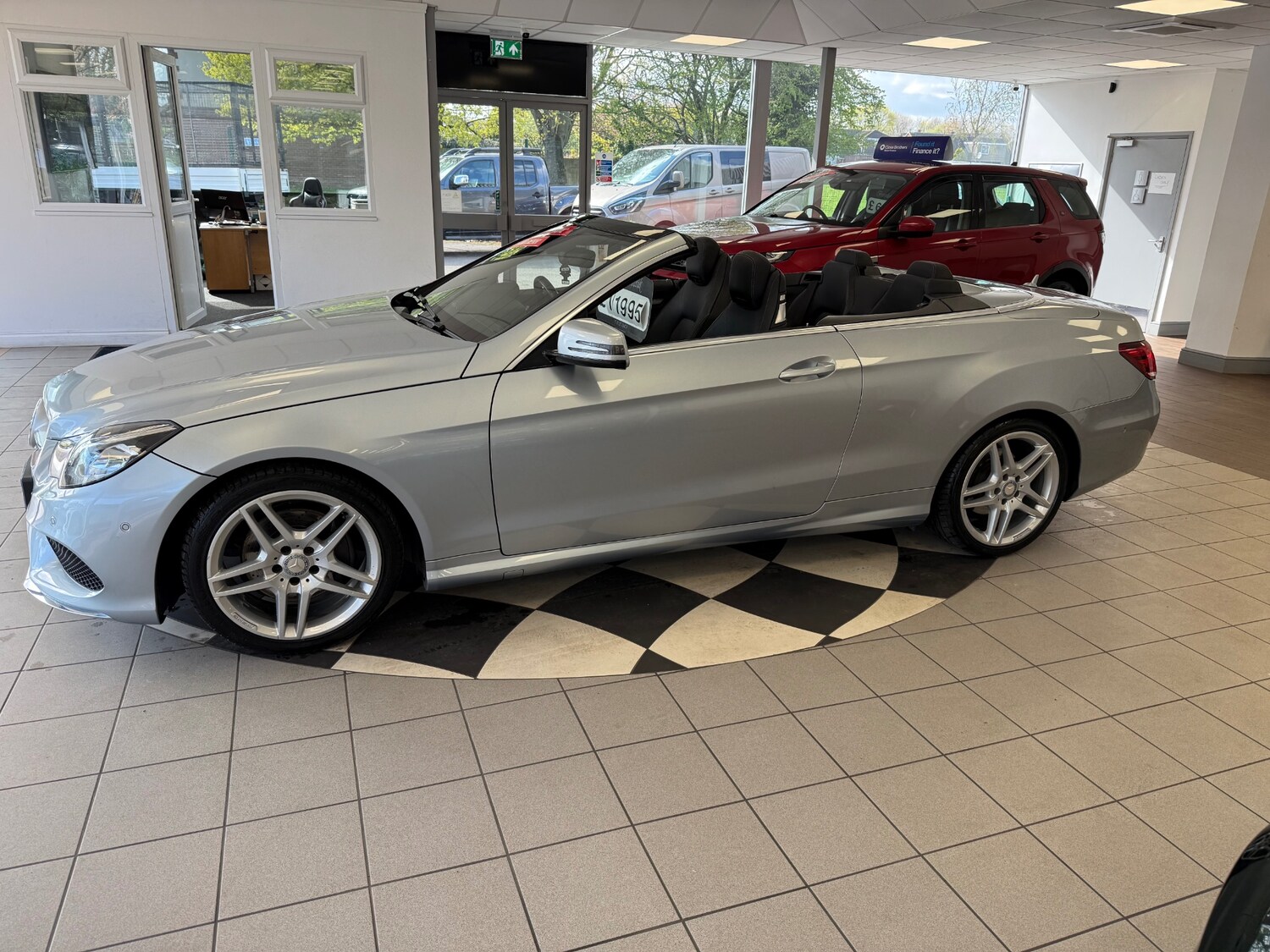 Used Mercedes-Benz E Class 2014 for sale - 78199033: Photo 7