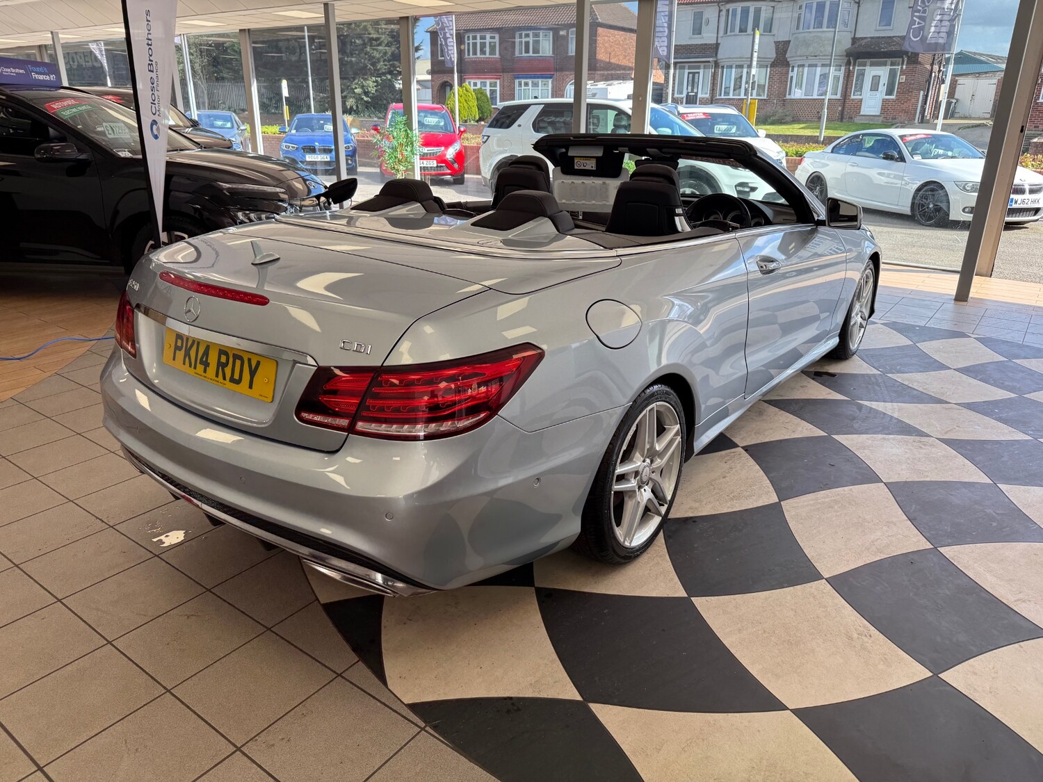 Used Mercedes-Benz E Class 2014 for sale - 78199033: Photo 8