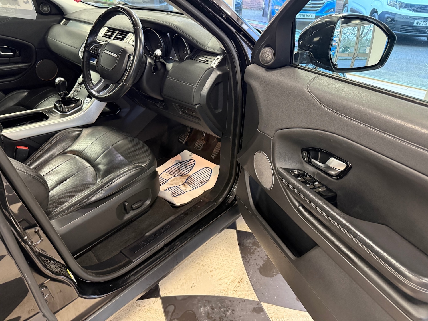 Used Land Rover Range Rover Evoque 2015 for sale - 77406174: Photo 11