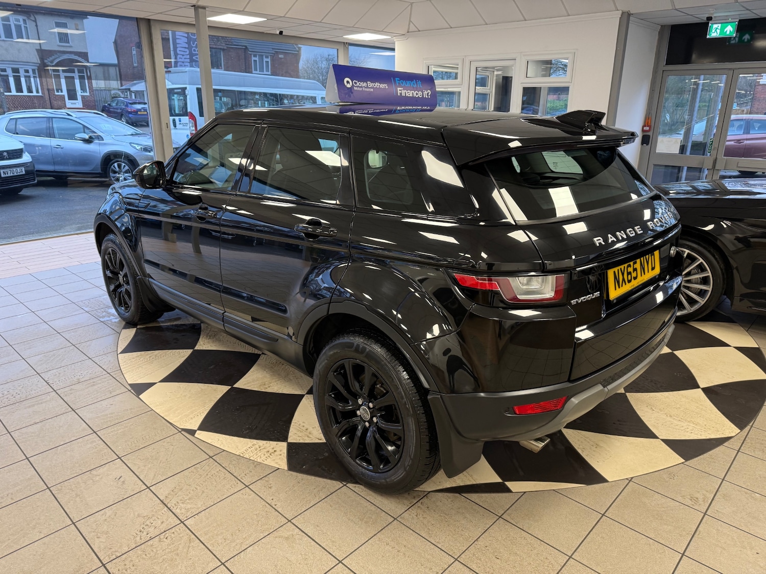 Used Land Rover Range Rover Evoque 2015 for sale - 77406174: Photo 5