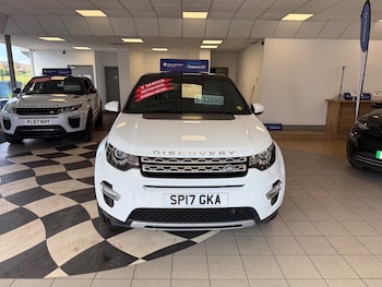 Used Land Rover Discovery Sport 2017 for sale - 78342093: Photo