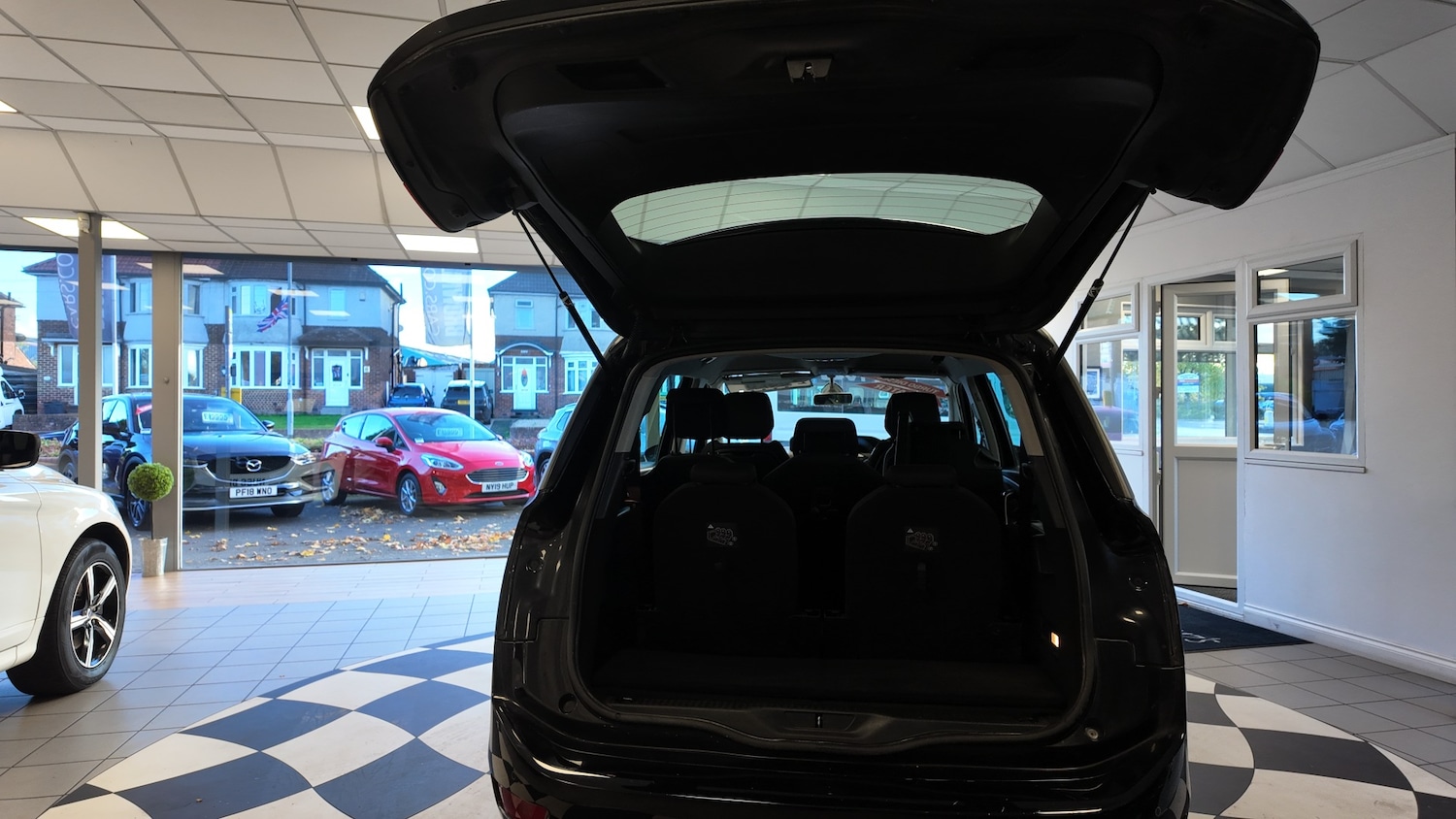 Used Citroen C4 Grand Picasso 2015 for sale - 76383106: Photo 31