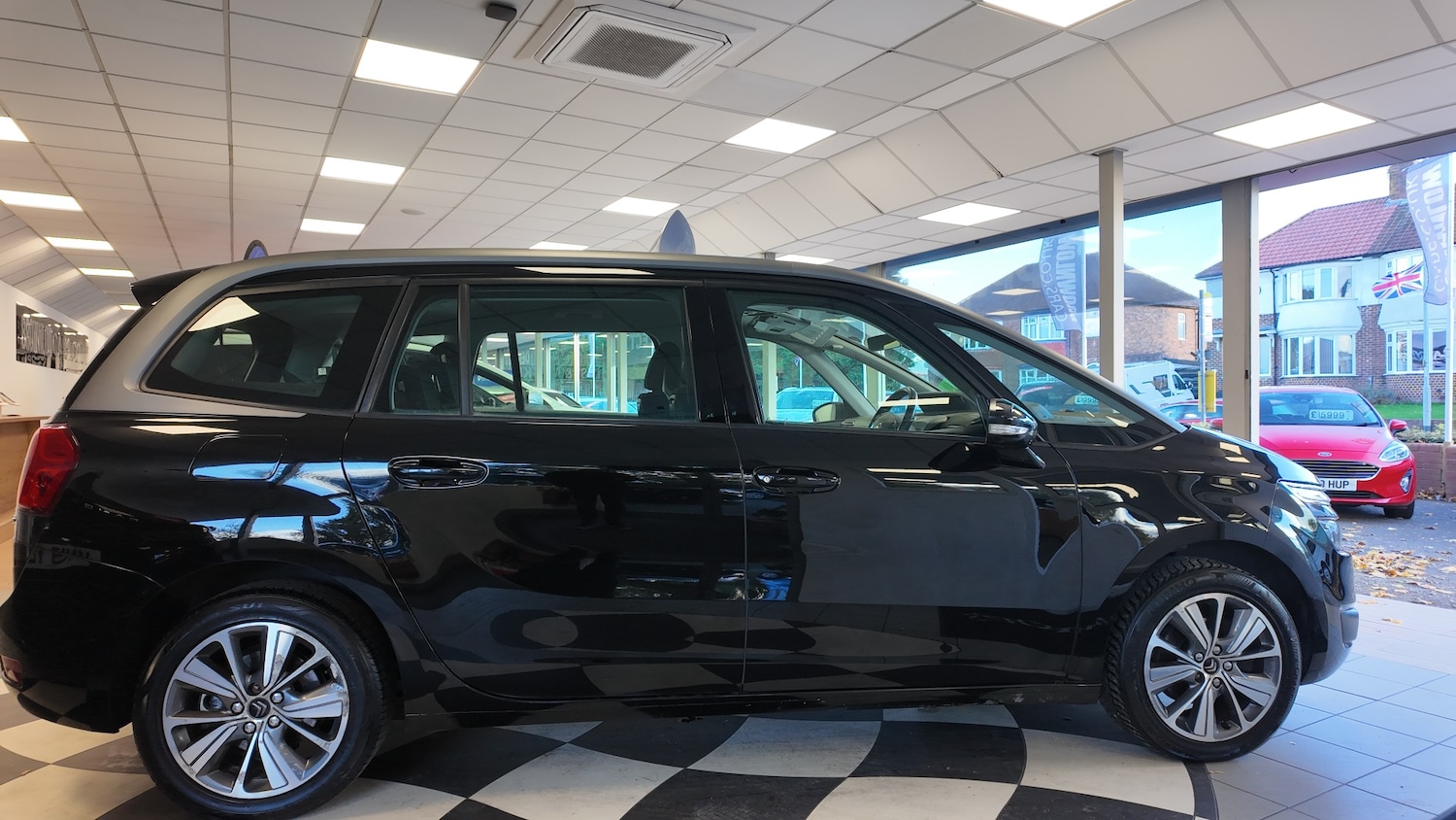 Used Citroen C4 Grand Picasso 2015 for sale - 76383106: Photo 6