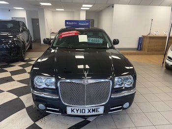 Used Chrysler 300C 2010 for sale - 77516647: Photo