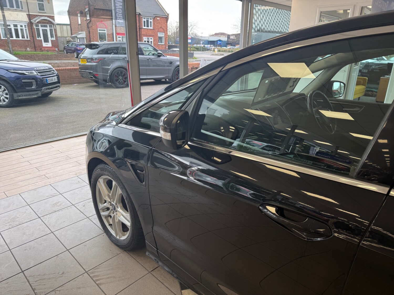 Used Ford S-Max 2017 for sale - 77945815: Photo 16