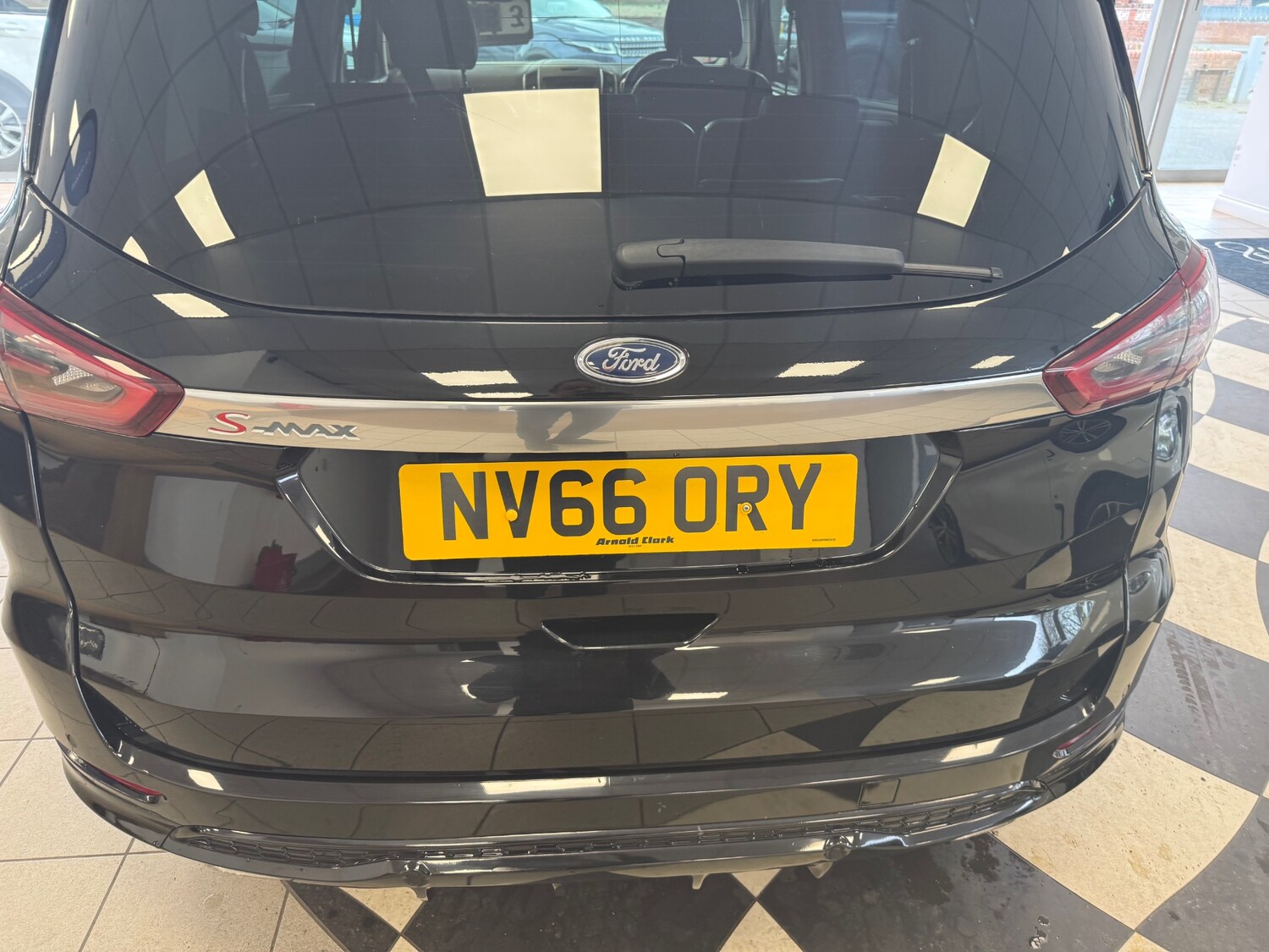 Used Ford S-Max 2017 for sale - 77945815: Photo 18