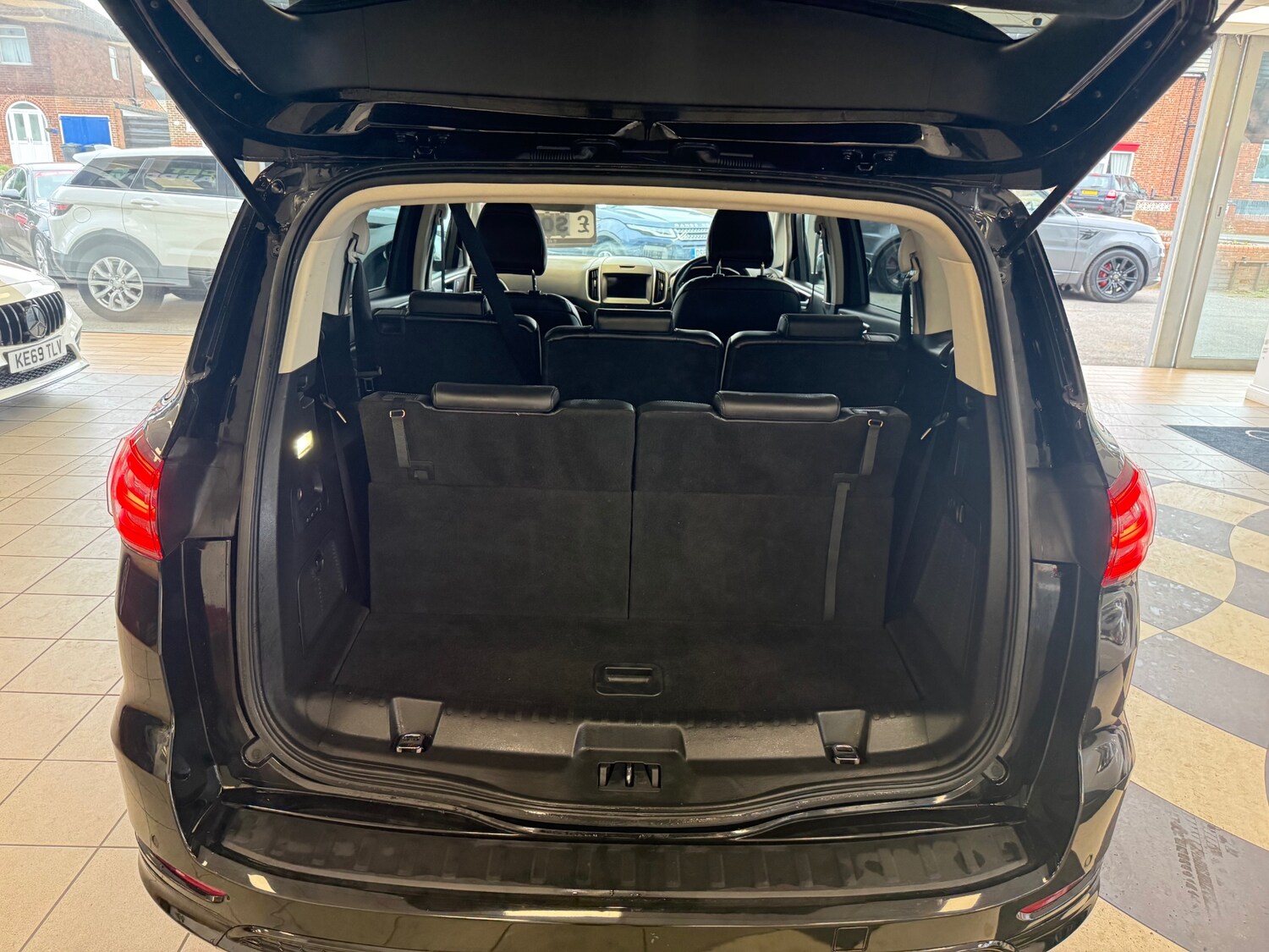 Used Ford S-Max 2017 for sale - 77945815: Photo 20