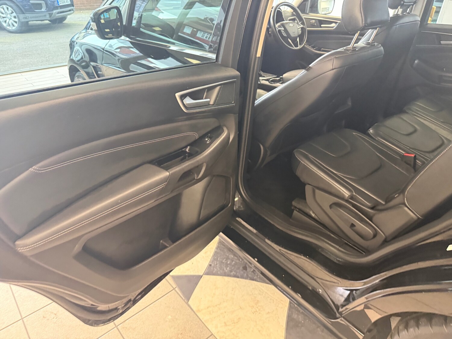 Used Ford S-Max 2017 for sale - 77945815: Photo 41