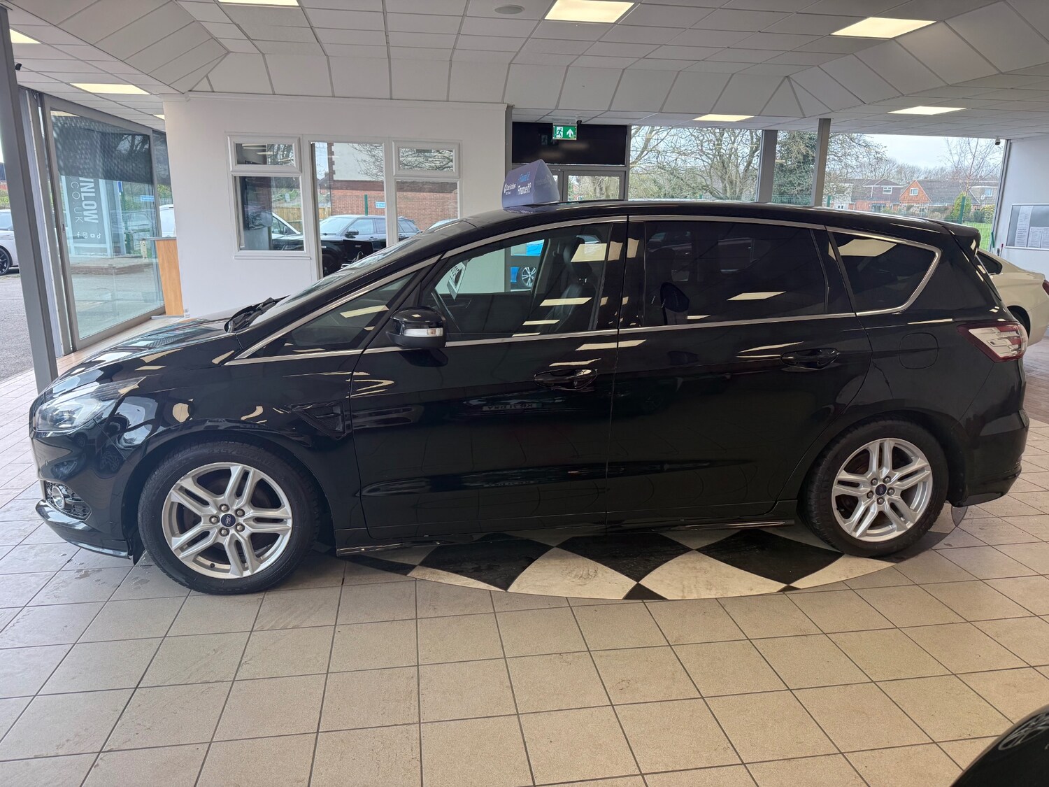 Used Ford S-Max 2017 for sale - 77945815: Photo 6