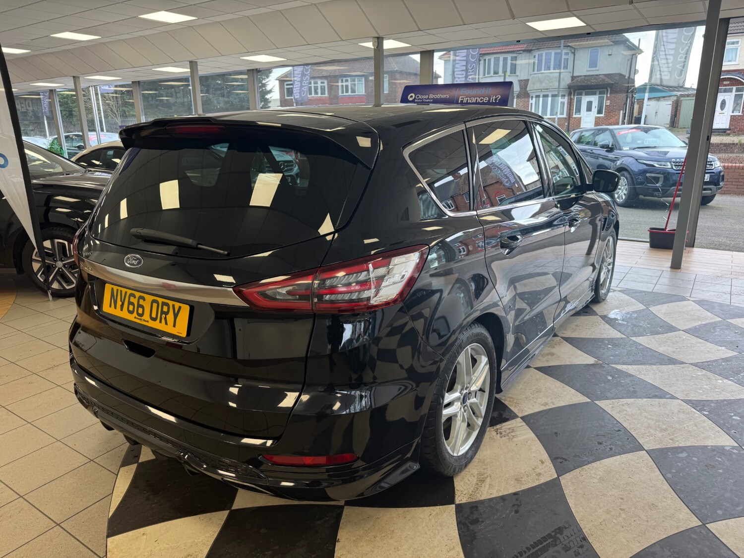 Used Ford S-Max 2017 for sale - 77945815: Photo 8