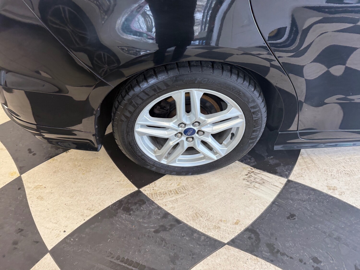 Used Ford S-Max 2017 for sale - 77945815: Photo 9