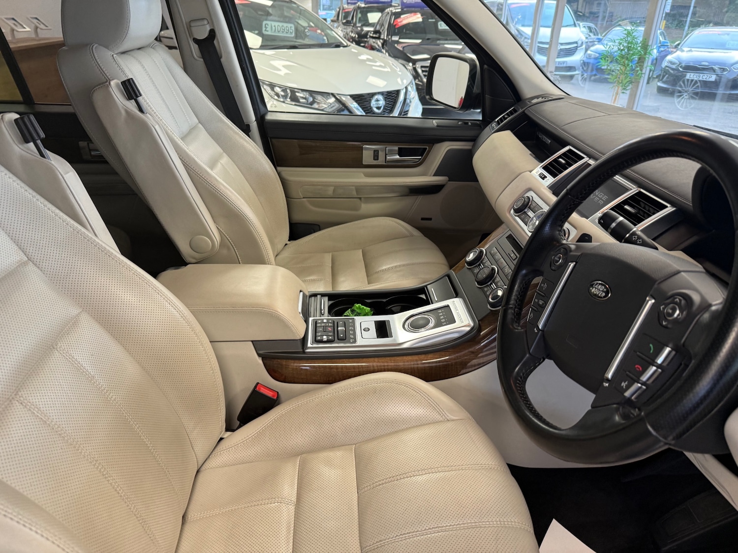 Used Land Rover Range Rover Sport 2013 for sale - 77700797: Photo 24