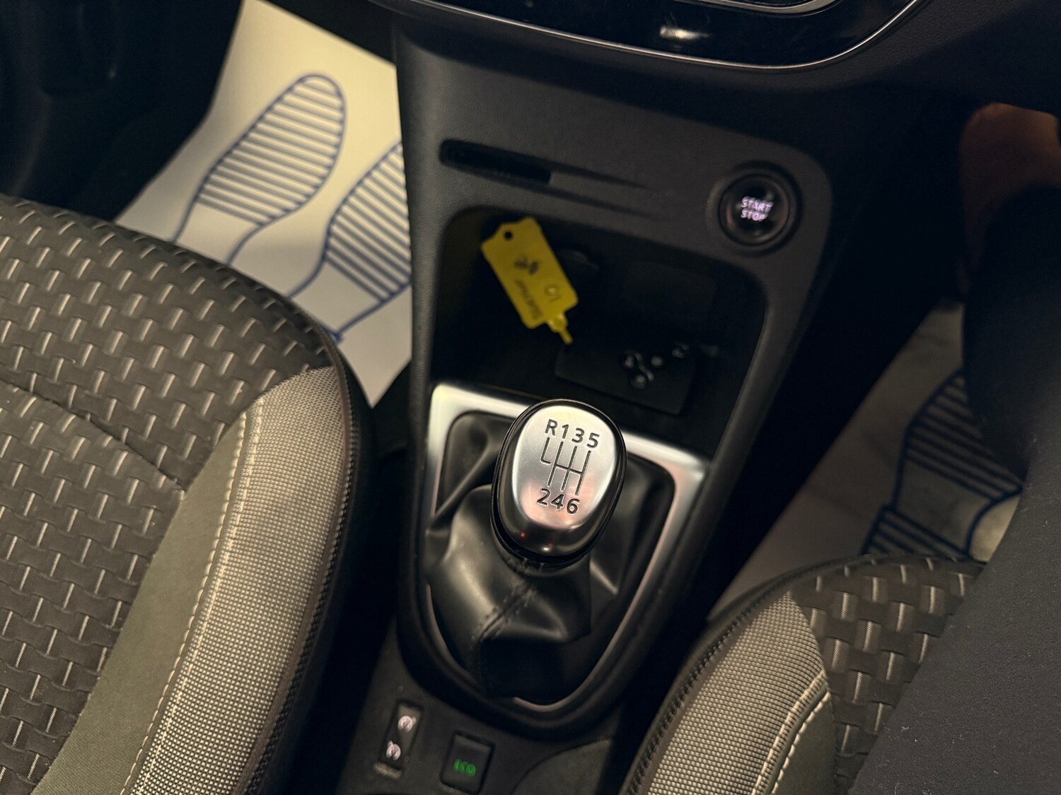 Used Renault Captur 2018 for sale - 76436254: Photo 15