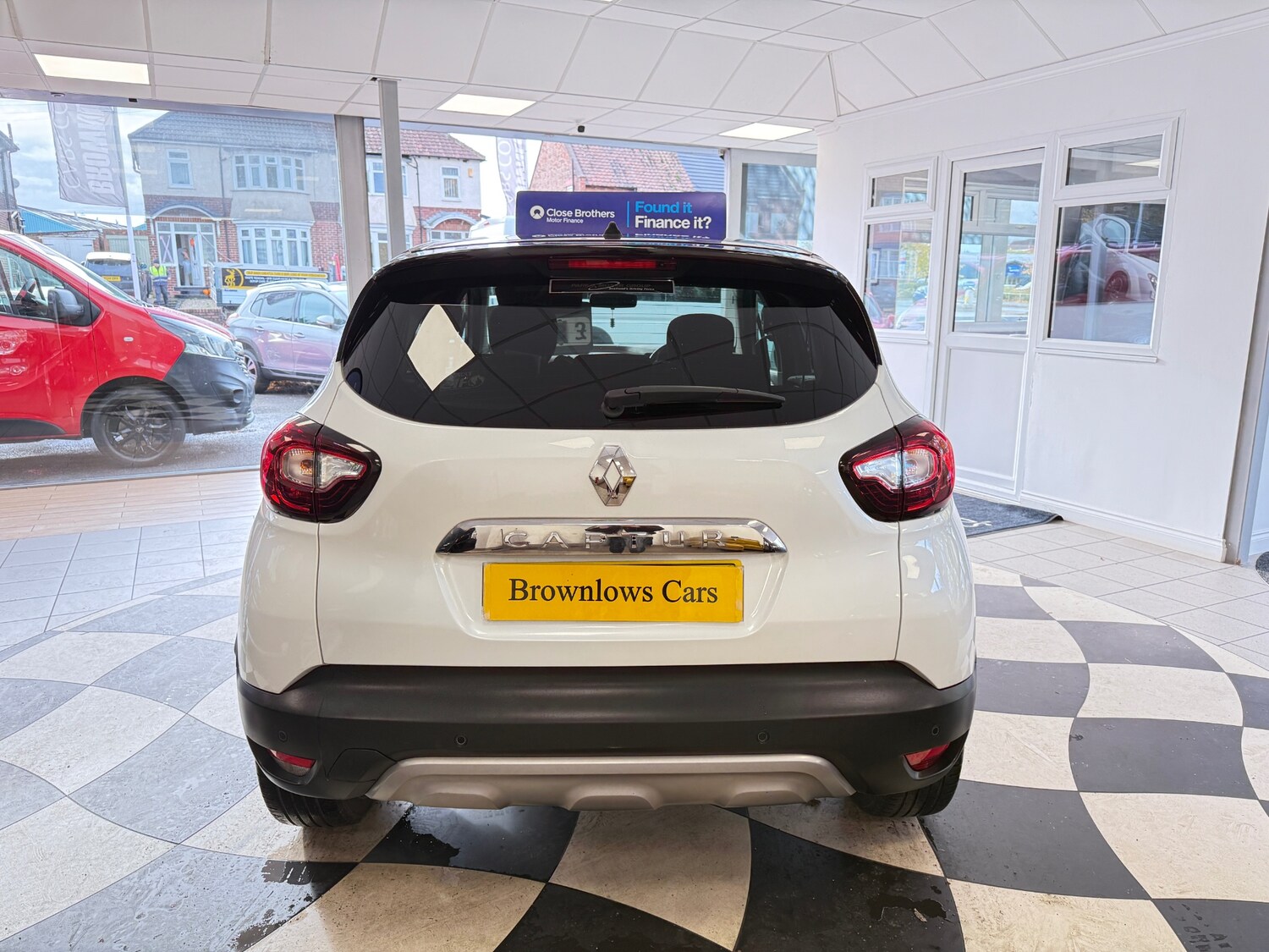 Used Renault Captur 2018 for sale - 76436254: Photo 6