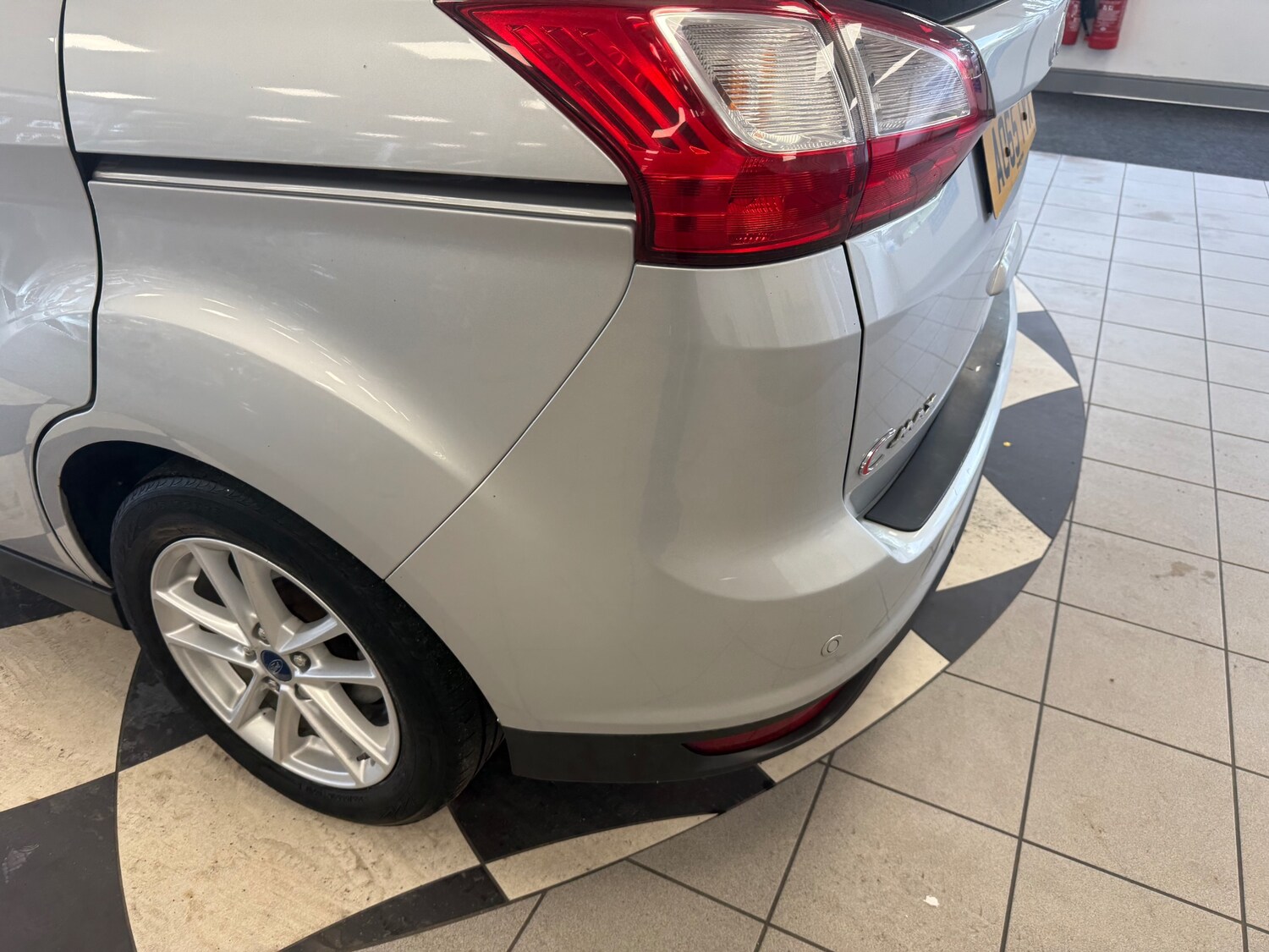 Used Ford Grand C-Max 2015 for sale - 78211896: Photo 17