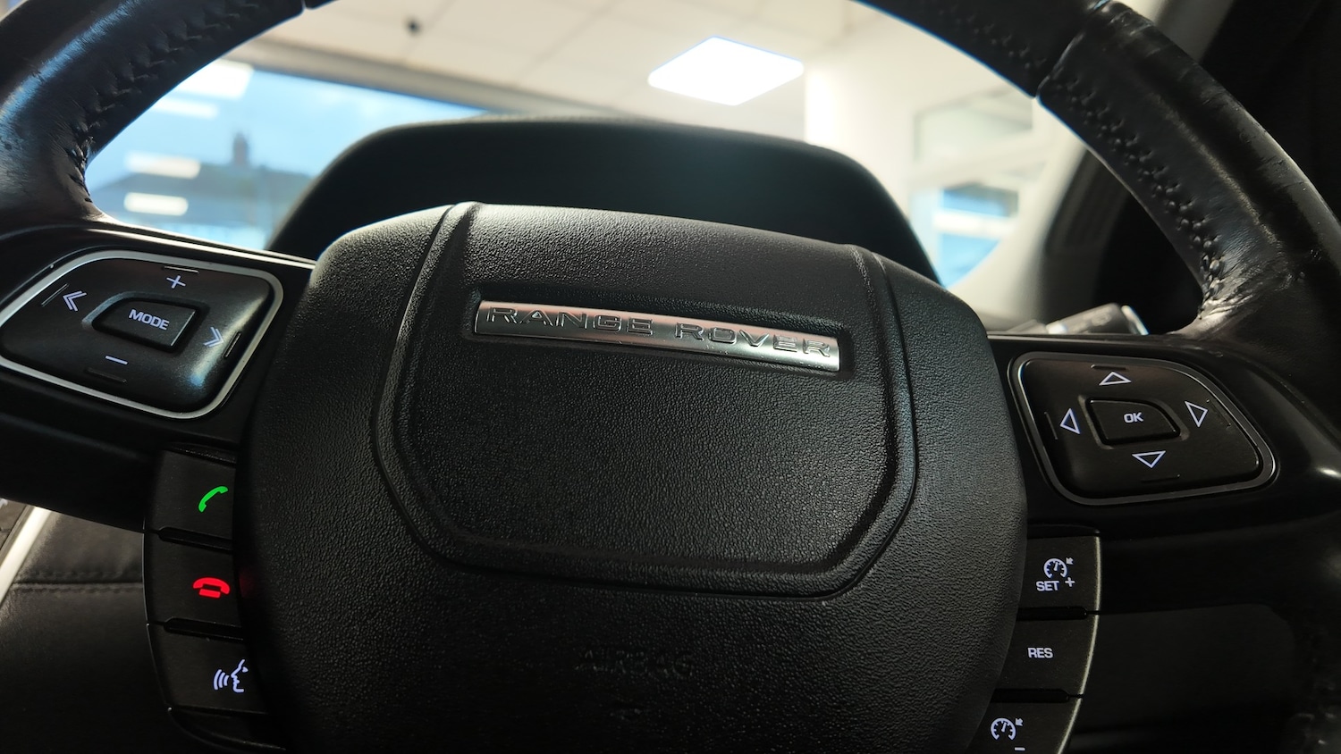 Used Land Rover Range Rover Evoque 2017 for sale - 76719804: Photo 16