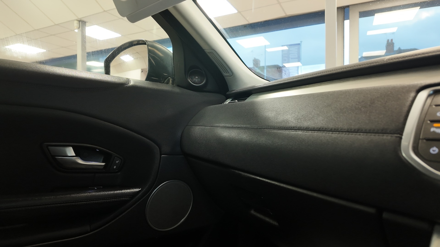 Used Land Rover Range Rover Evoque 2017 for sale - 76719804: Photo 20