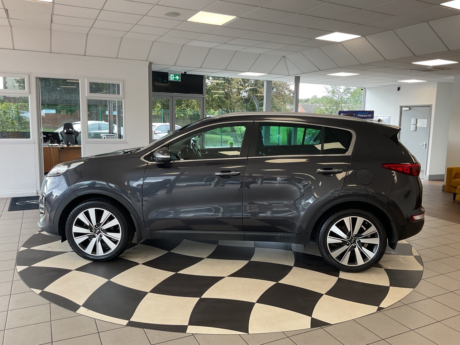 Used Kia Sportage 2017 for sale - 76007374: Photo 4