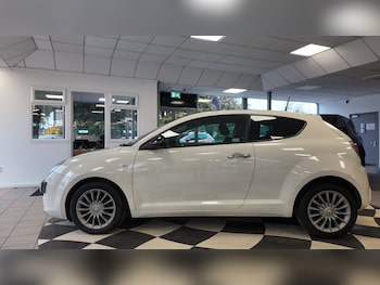 Used Alfa Romeo MiTo 2015 for sale - 76289642: Photo