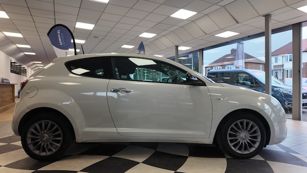 Used Alfa Romeo MiTo 2015 for sale - 76289642: Photo 6