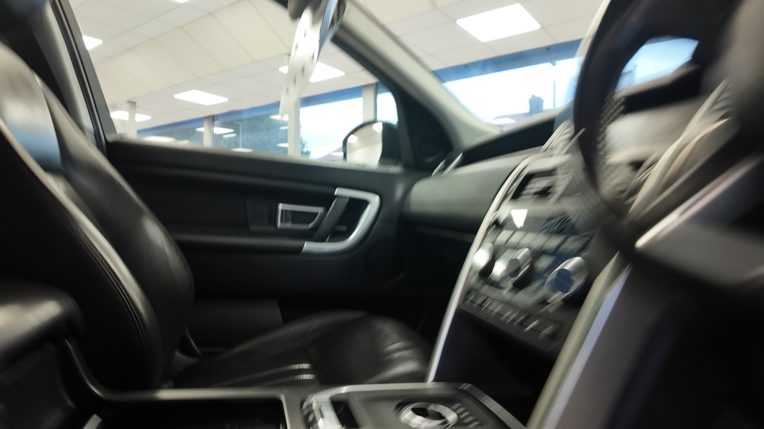 Used Land Rover Discovery Sport 2017 for sale - 76707025: Photo 15