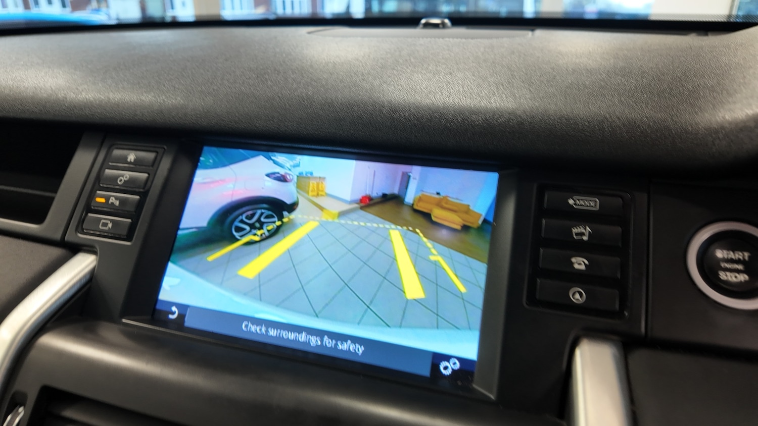 Used Land Rover Discovery Sport 2017 for sale - 76707025: Photo 18