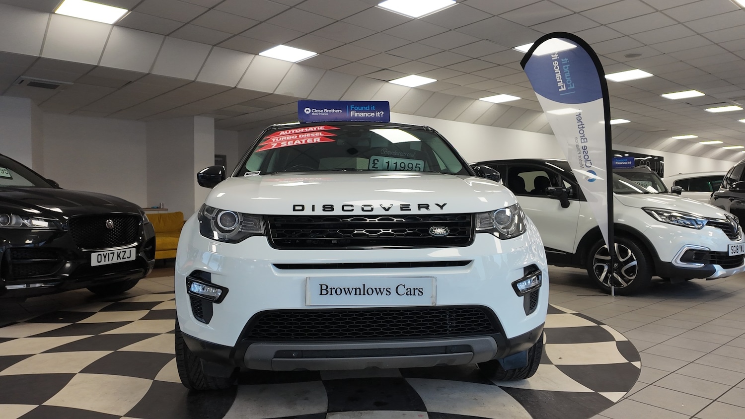 Used Land Rover Discovery Sport 2017 for sale - 76707025: Photo 2