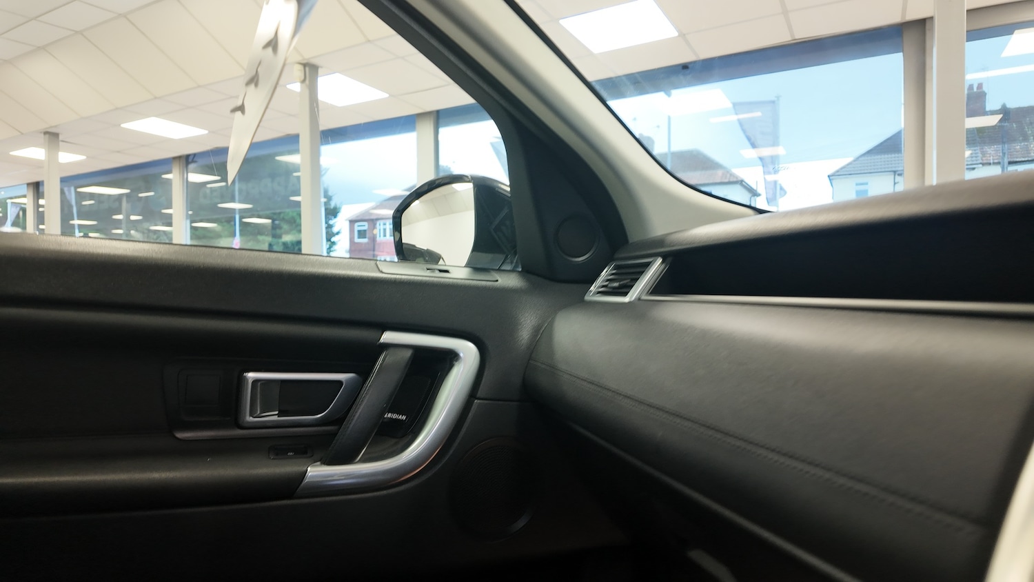 Used Land Rover Discovery Sport 2017 for sale - 76707025: Photo 20