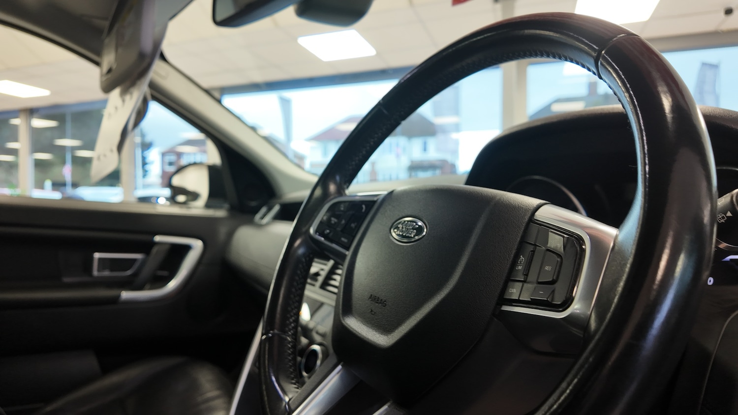 Used Land Rover Discovery Sport 2017 for sale - 76707025: Photo 22