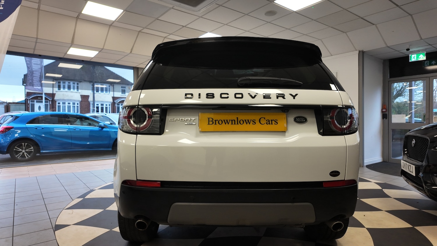 Used Land Rover Discovery Sport 2017 for sale - 76707025: Photo 5