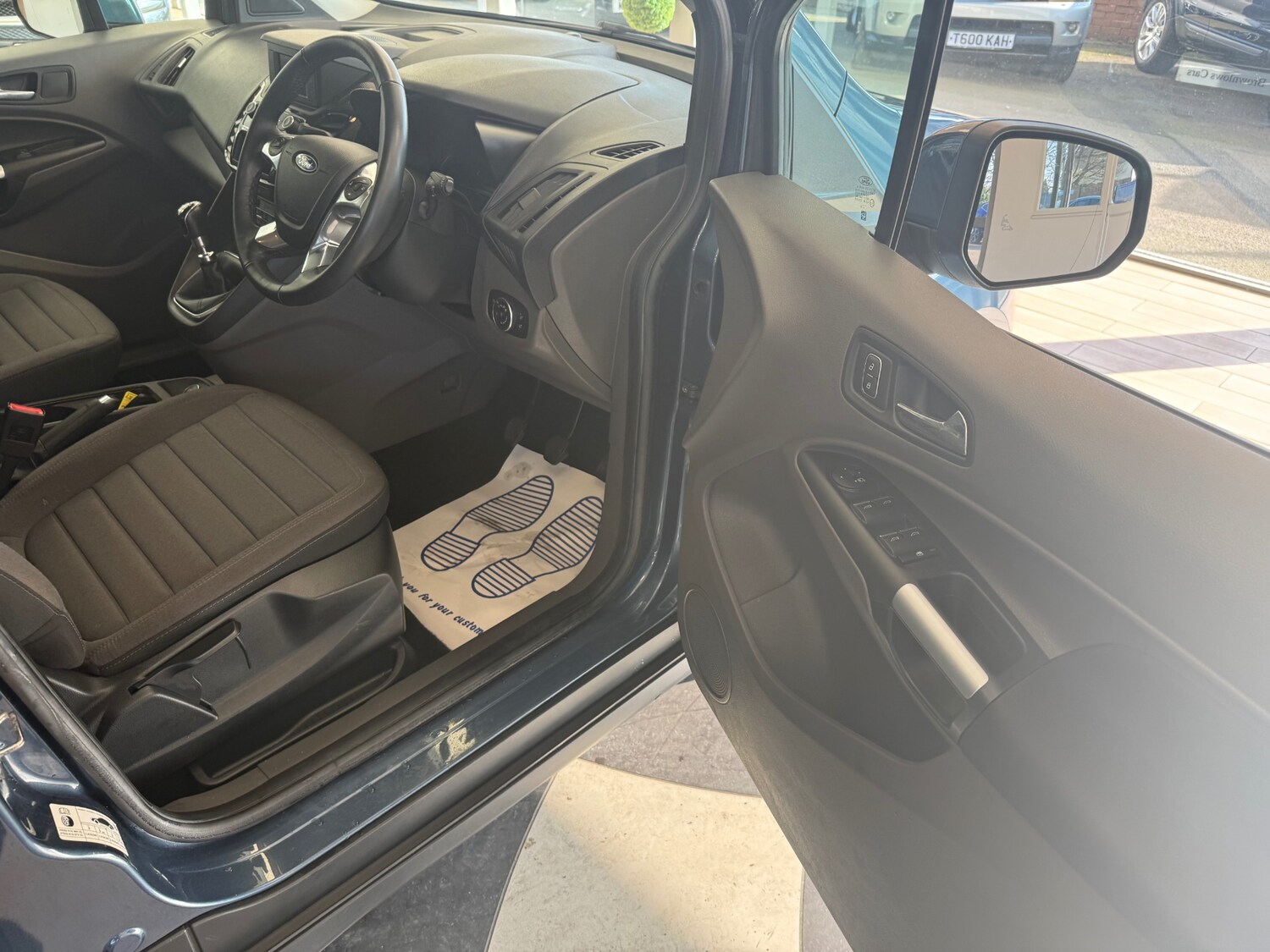 Used Ford Grand Tourneo Connect 2019 for sale - 77744340: Photo 24