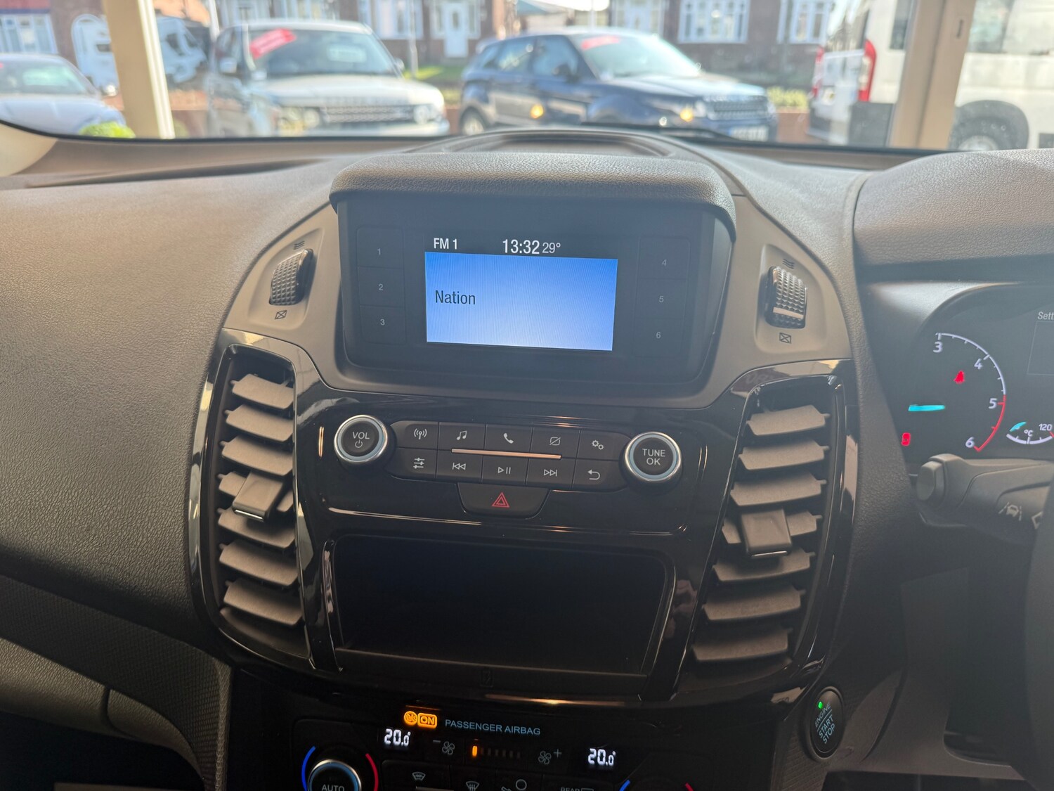Used Ford Grand Tourneo Connect 2019 for sale - 77744340: Photo 33