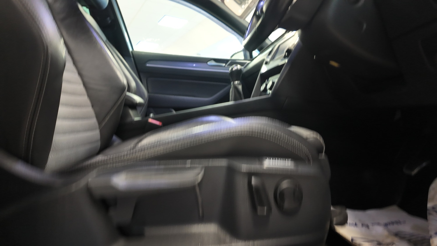 Used Volkswagen Passat 2016 for sale - 77531922: Photo 24