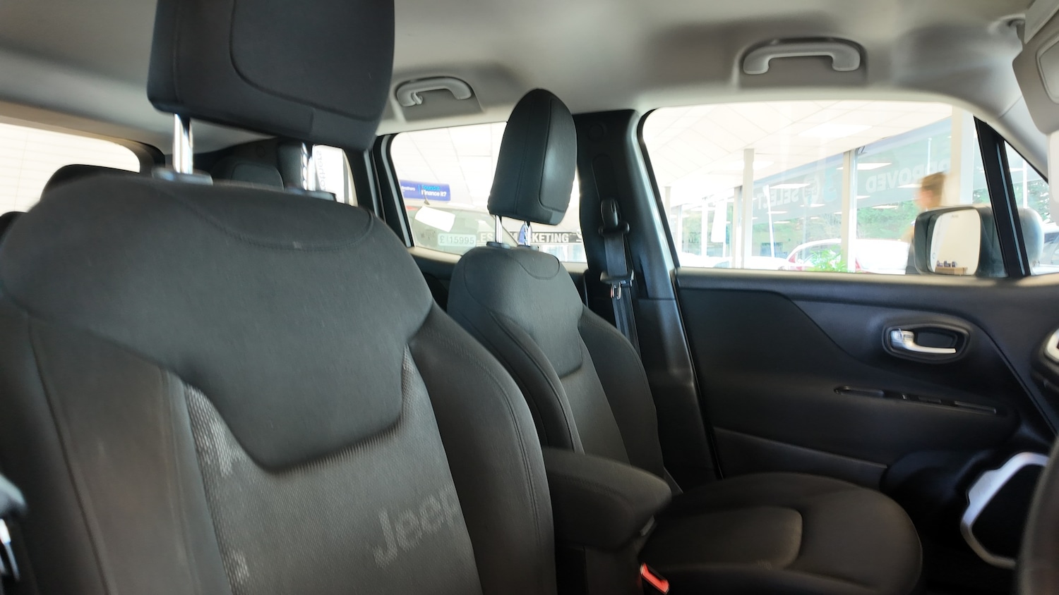 Used Jeep Renegade 2017 for sale - 76364846: Photo 12