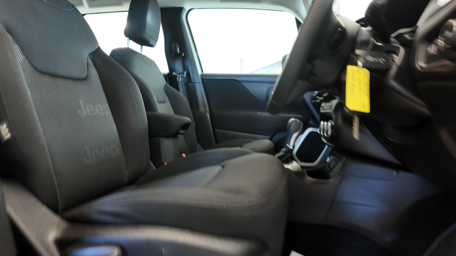 Used Jeep Renegade 2017 for sale - 76364846: Photo 13