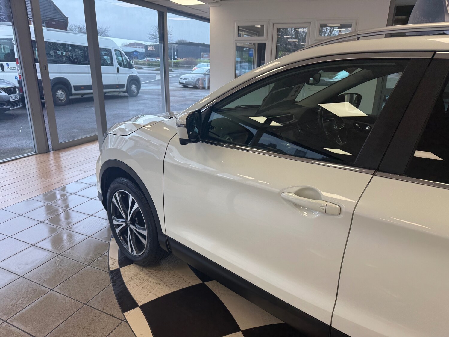 Used Nissan Qashqai 2018 for sale - 77403924: Photo 16