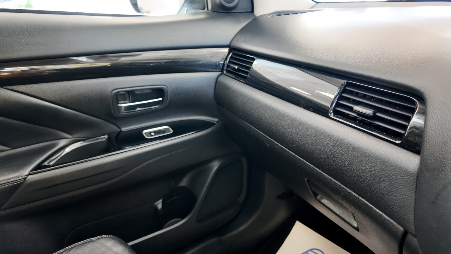 Used Mitsubishi Outlander 2017 for sale - 76363088: Photo 23